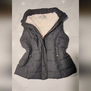 Furry vest grey bomber  size: Medium